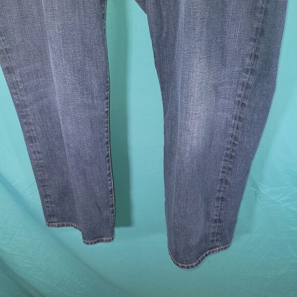 Lucky Brand Mens 181 Relaxed Straight Jeans Size 40X30 Dark Wash Denim - Picture 3 of 10